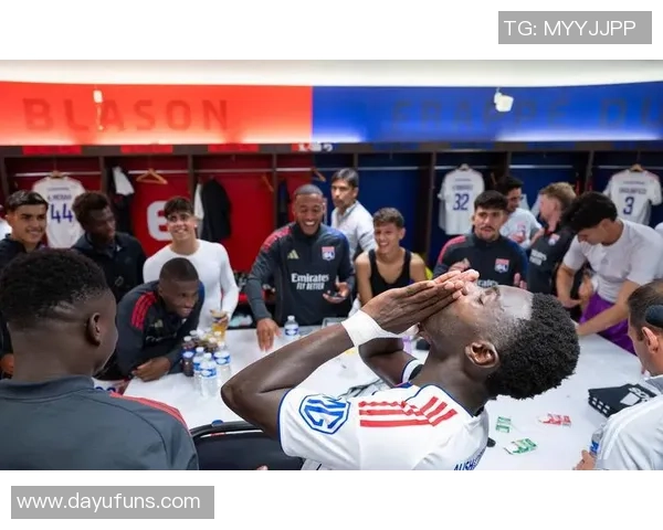 法甲焦点战蒙彼利埃主场迎战劲旅里昂全力争胜