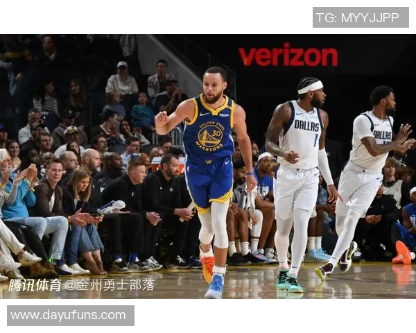 4月1日勇士对阵黄蜂精彩全场录像回放及赛后分析分享 4月1日勇士对阵黄蜂精彩全场录像回放及赛后分析分享